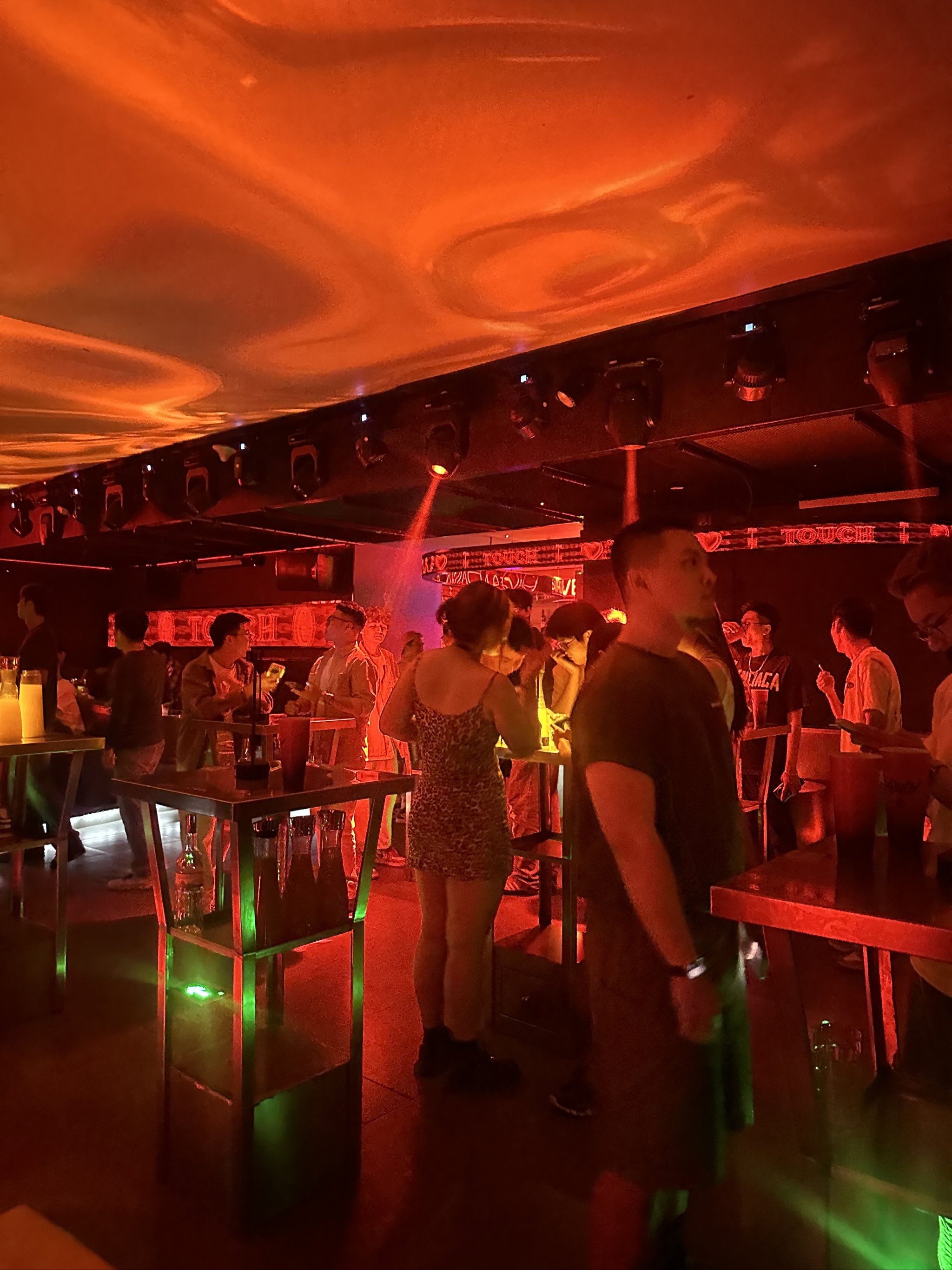 鞍山商务ktv一小时费用-海城市ktv预定